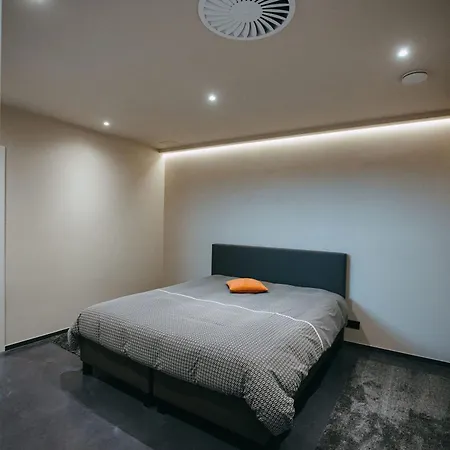 Apartment Apparemment Neuf - 150m Du Circuit De *